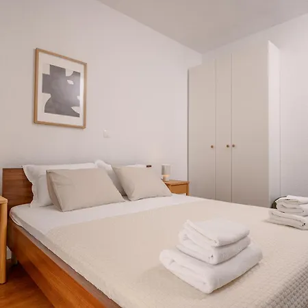 Botanica Near Split - Heated Pool And Garden
