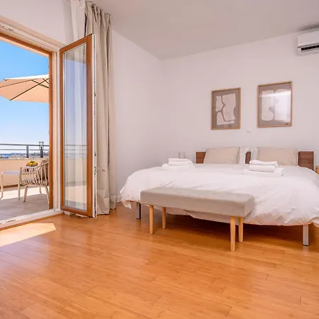 Botanica Near Split - Heated Pool And Garden Villa *