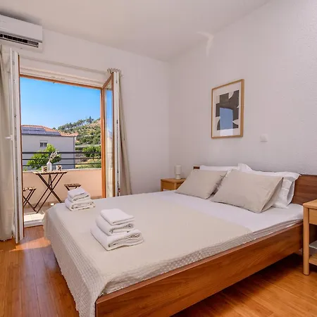 Botanica Near Split - Heated Pool And Garden